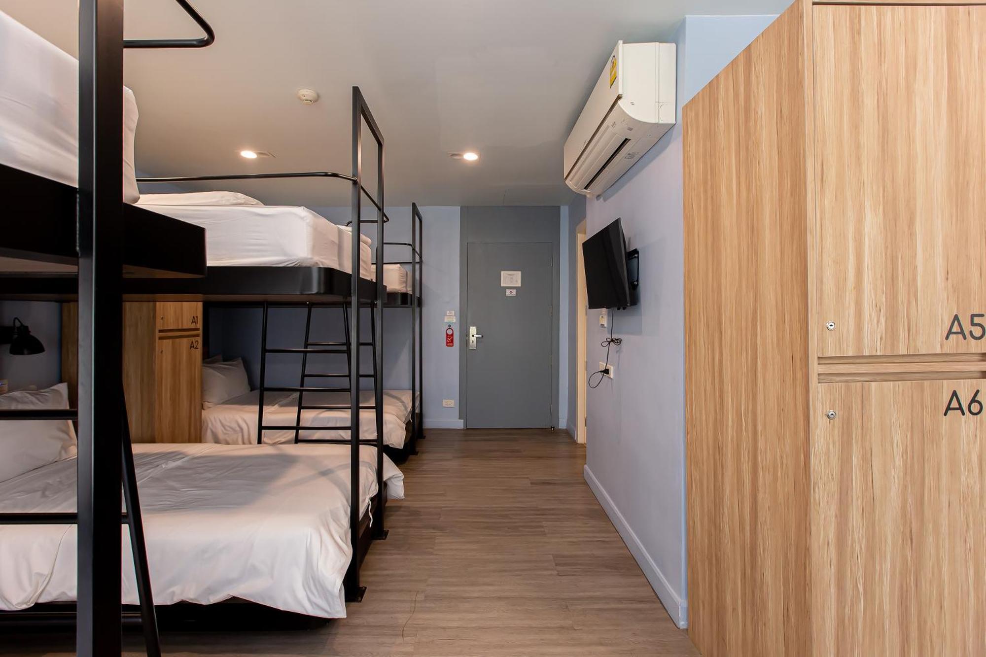 Simply Sleep Hostel Bangkok Dış mekan fotoğraf