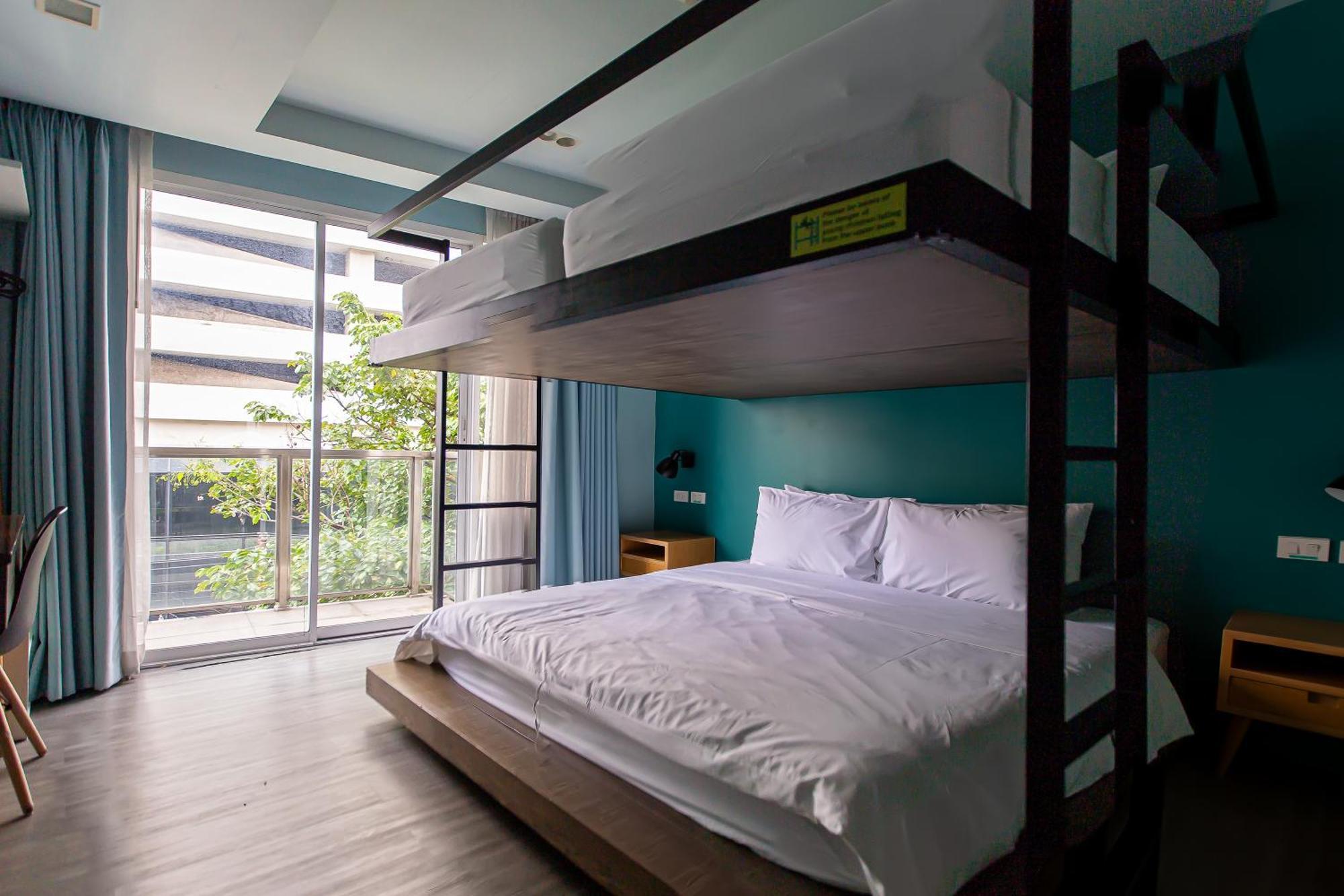 Simply Sleep Hostel Bangkok Dış mekan fotoğraf