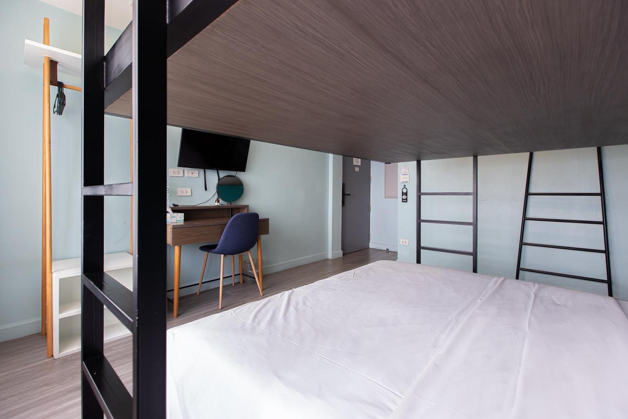 Simply Sleep Hostel Bangkok Dış mekan fotoğraf