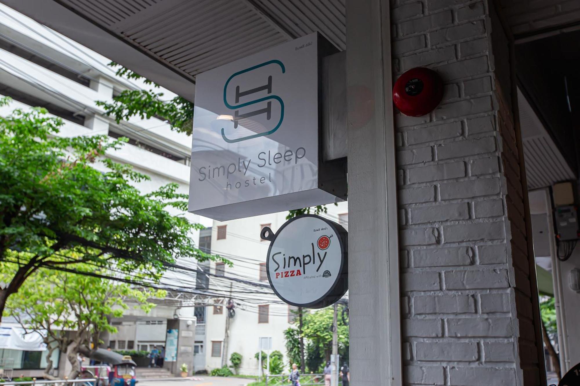 Simply Sleep Hostel Bangkok Dış mekan fotoğraf